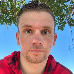 Meet your Posher, Clinton